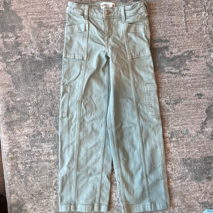 Abercrombie Kids High Rise Wide Leg Cargo Jeans 7/8 Long
