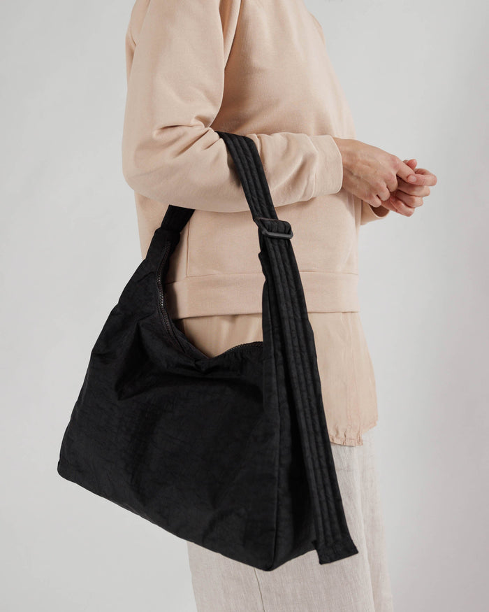 Black Nylon Shoulder Bag | BAGGU | Nylon Shoulder Bag