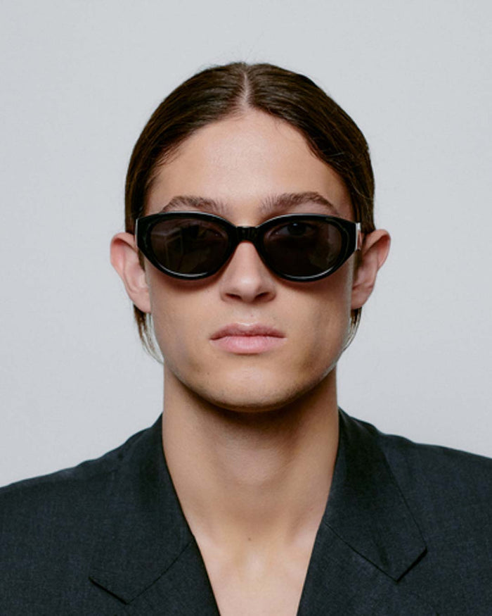 Black Winnie Sunglasses