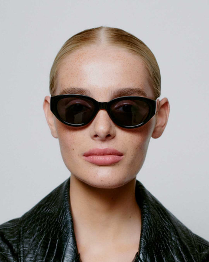 Black Winnie Sunglasses