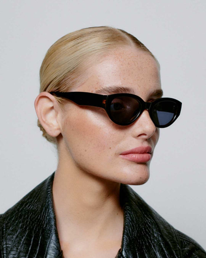 Black Winnie Sunglasses