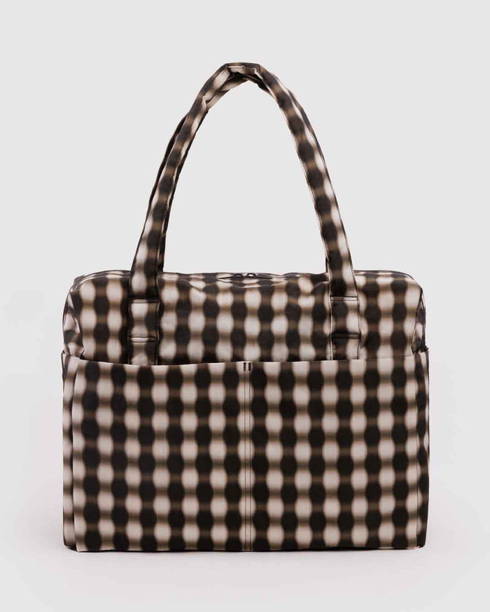 Blurred Gingham Brown Cloud Carry-on | BAGGU | Cloud Carry-On
