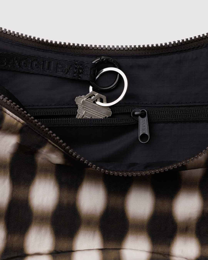 Blurred Gingham Brown Medium Nylon Crescent Bag | BAGGU | Medium Nylon Crescent Bag