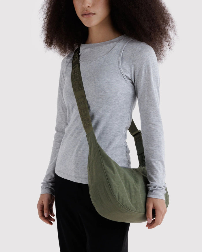 Caper Medium Nylon Crescent Bag | BAGGU | Medium Nylon Crescent Bag