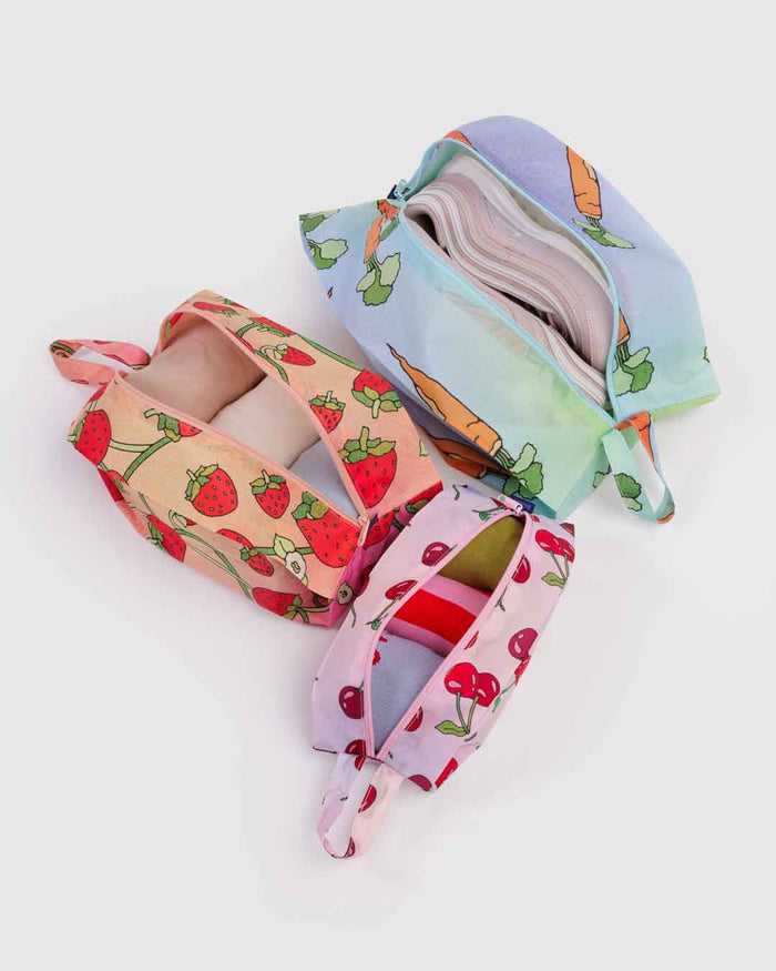 Carrots & Berries 3D Zip Set | BAGGU | 3D Zip Set