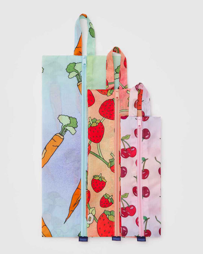 Carrots & Berries 3D Zip Set | BAGGU | 3D Zip Set