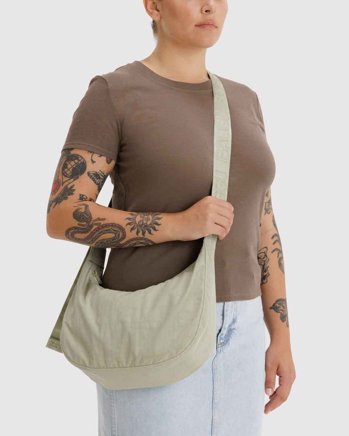 Celadon Medium Nylon Crescent Bag | BAGGU | Medium Nylon Crescent Bag