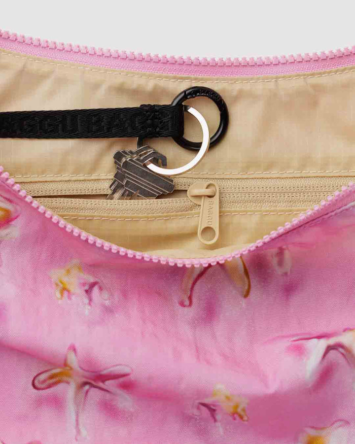 Dancing Star Medium Nylon Crescent Bag | BAGGU | Medium Nylon Crescent Bag