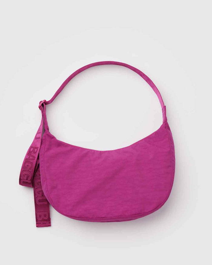 Deep Fuchsia Medium Nylon Crescent Bag | BAGGU | Medium Nylon Crescent Bag