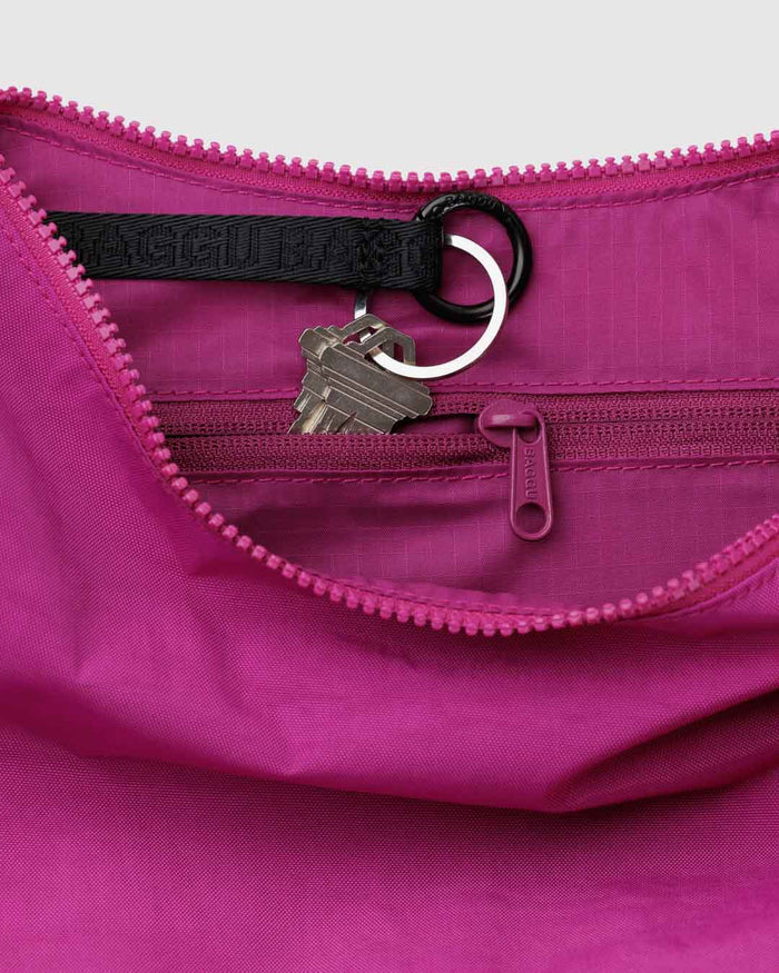 Deep Fuchsia Medium Nylon Crescent Bag | BAGGU | Medium Nylon Crescent Bag