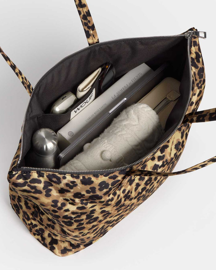 Feline Shopper Tote Bag