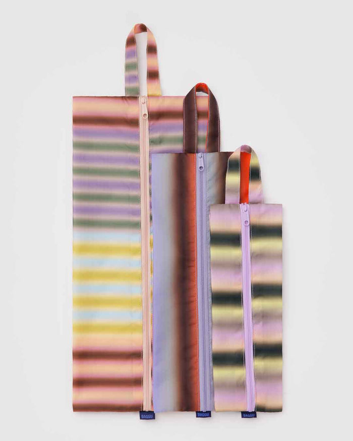 Gradient Stripes 3D Zip Set | BAGGU | 3D Zip Set