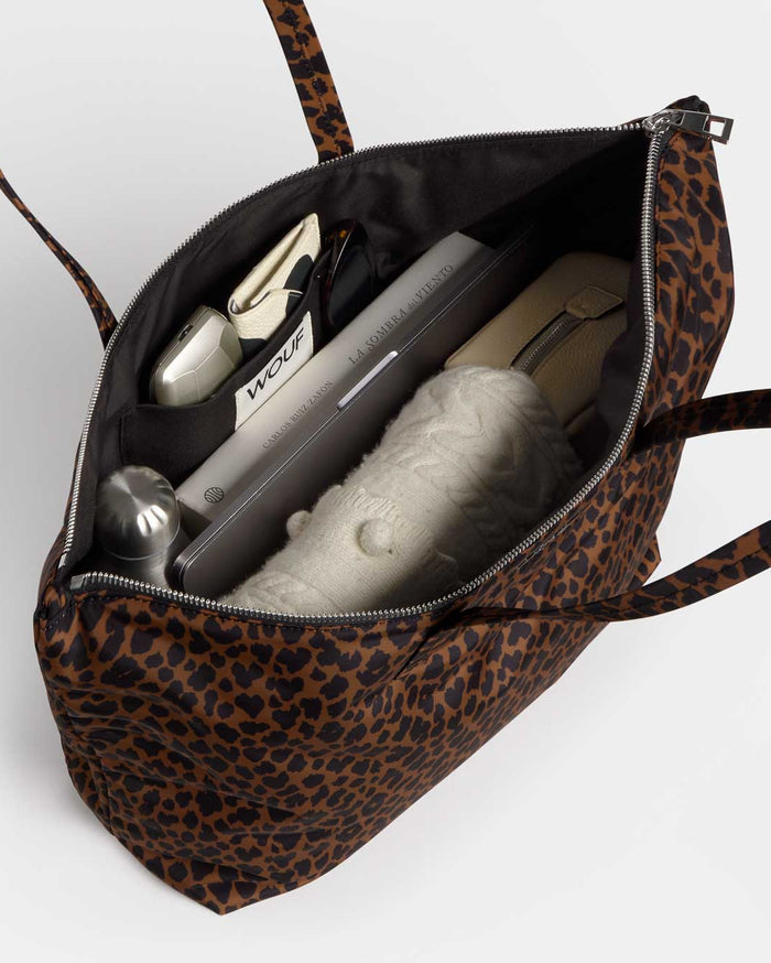 Leo Shopper Tote Bag
