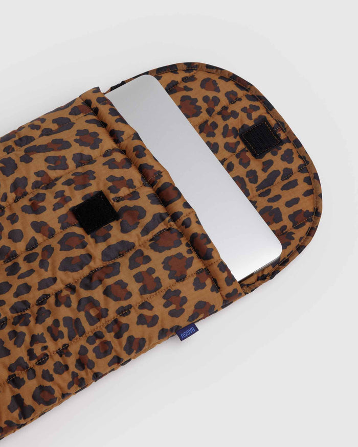 Leopard 16" Puffy Laptop Sleeve | BAGGU | Puffy Laptop Sleeve 16"