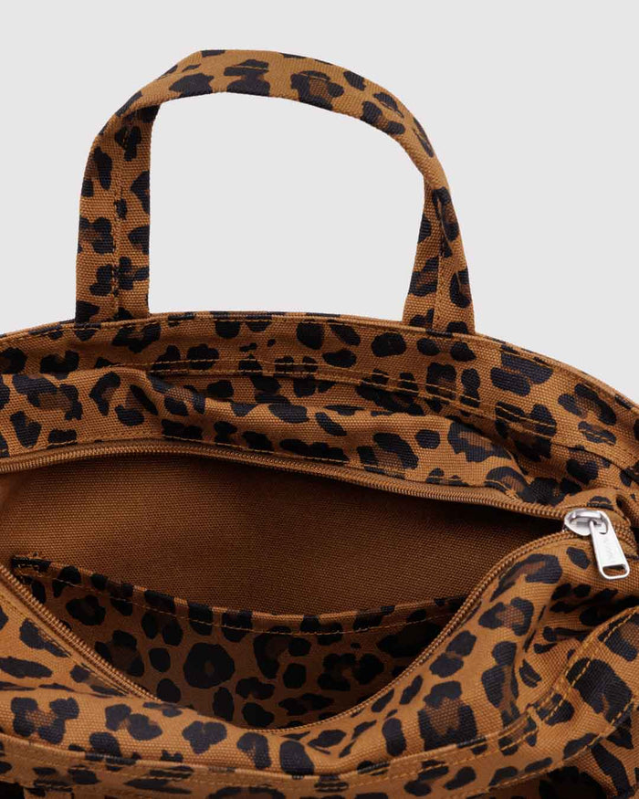 Leopard Horizontal Zip Duck Bag | BAGGU | Zip Duck Bag