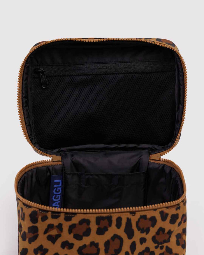 Leopard Large Cosmetic Case | BAGGU | Large Cosmetic Case