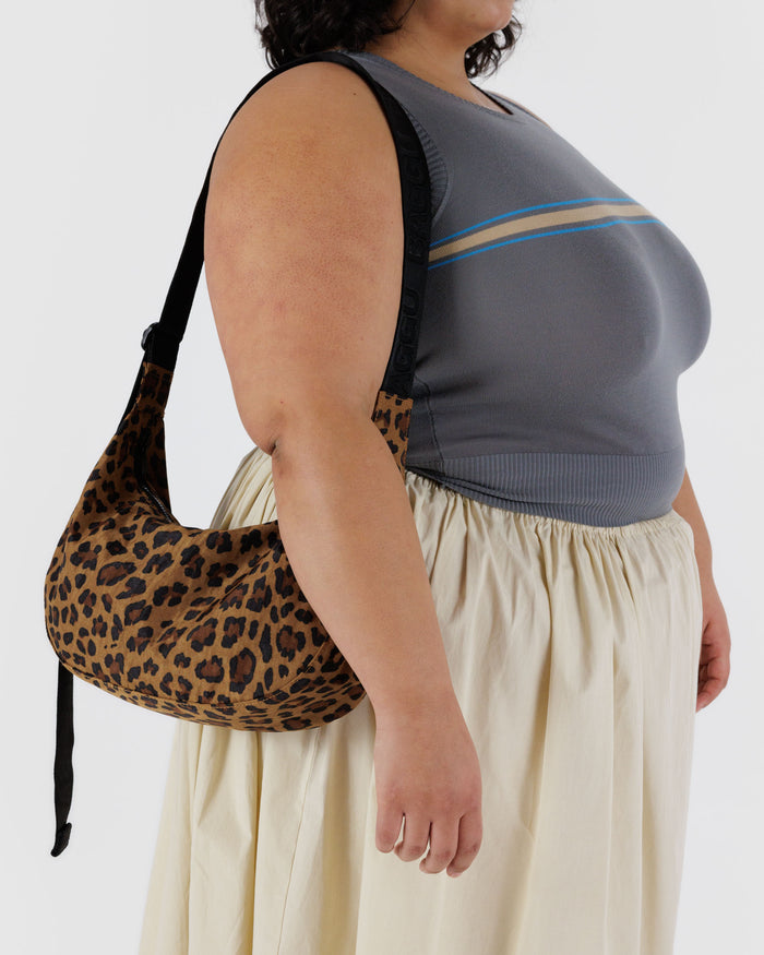 Leopard Medium Nylon Crescent Bag | BAGGU | Medium Nylon Crescent Bag