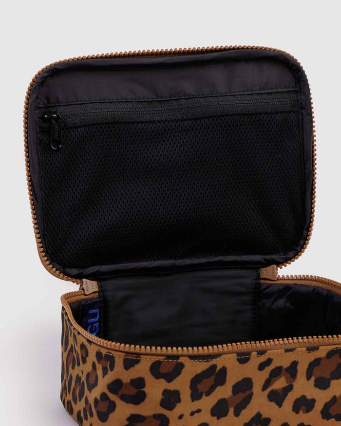 Leopard Small Cosmetic Case | BAGGU | Small Cosmetic Case