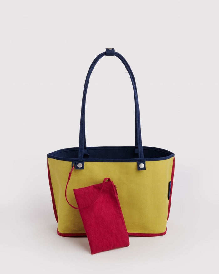 Navy Mix Medium Nylon Reversible Tote | BAGGU | Medium Nylon Reversible Tote