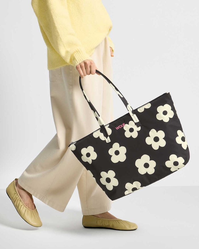 Night Daisy Shopper Tote Bag