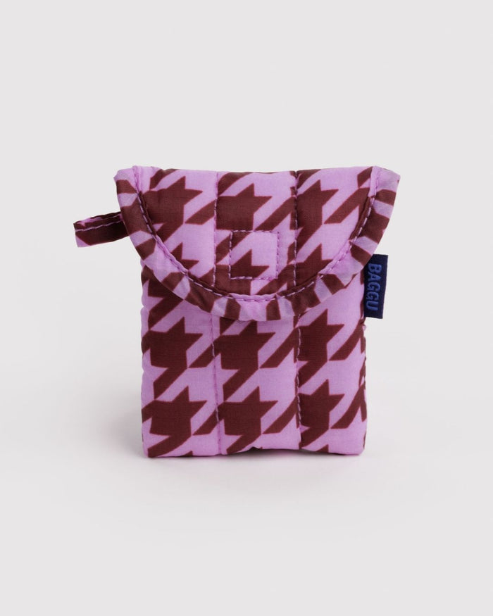 Pink Houndstooth Puffy Earbuds Case | BAGGU | Earbud Case