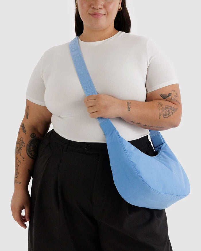 Piscine Medium Nylon Crescent Bag | BAGGU | Medium Nylon Crescent Bag