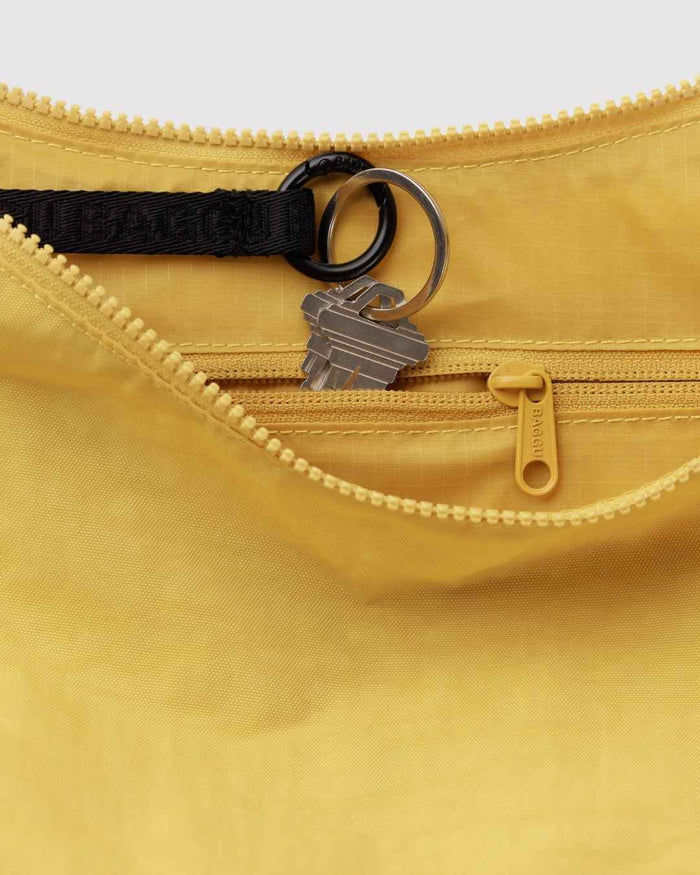 Sunflower Medium Nylon Crescent Bag | BAGGU | Medium Nylon Crescent Bag
