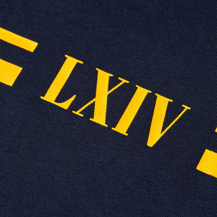 T-shirt - Navy med 64 i Romertal