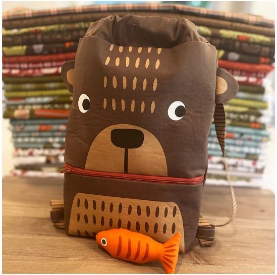 The Great Outdoors  - 36" X 60"  - Bear Backpack Panel - Multi - 20887 11 - Moda