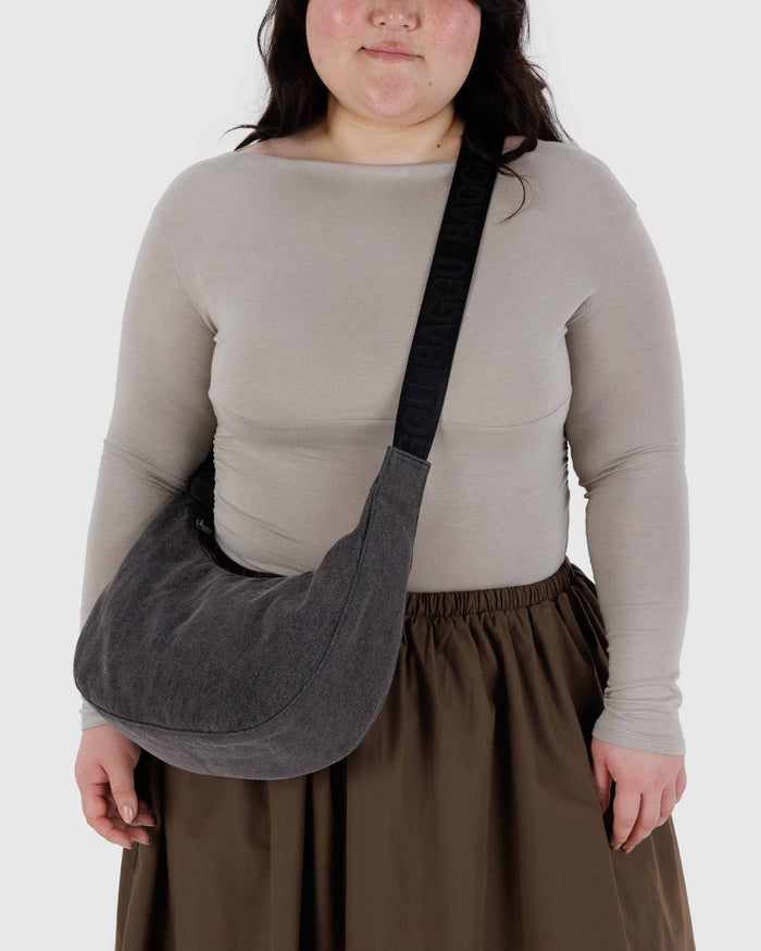 Washed Black Denim Medium Crescent Bag | BAGGU | Medium Nylon Crescent Bag
