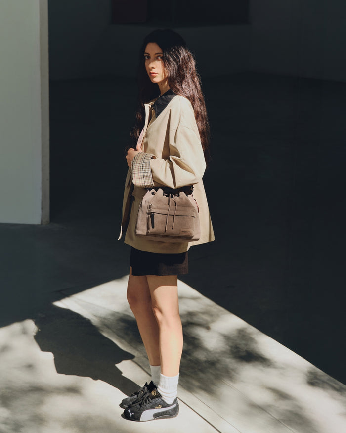 Weave Dusty Brown Spläsh Bucket Waterproof Crossbody Bag