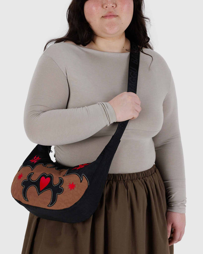 Western Appliqué medium nylon crescent bag new | BAGGU | Medium Nylon Crescent Bag